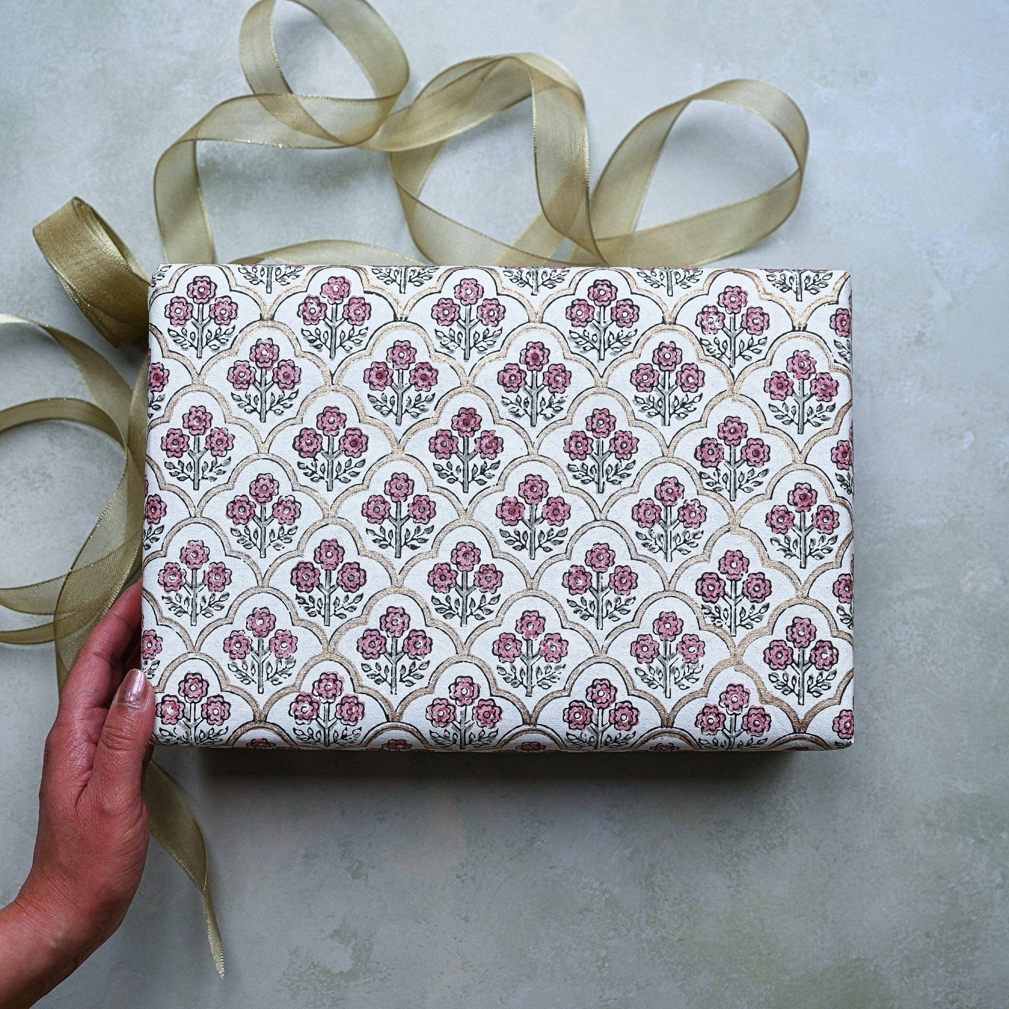 wrapping paper 