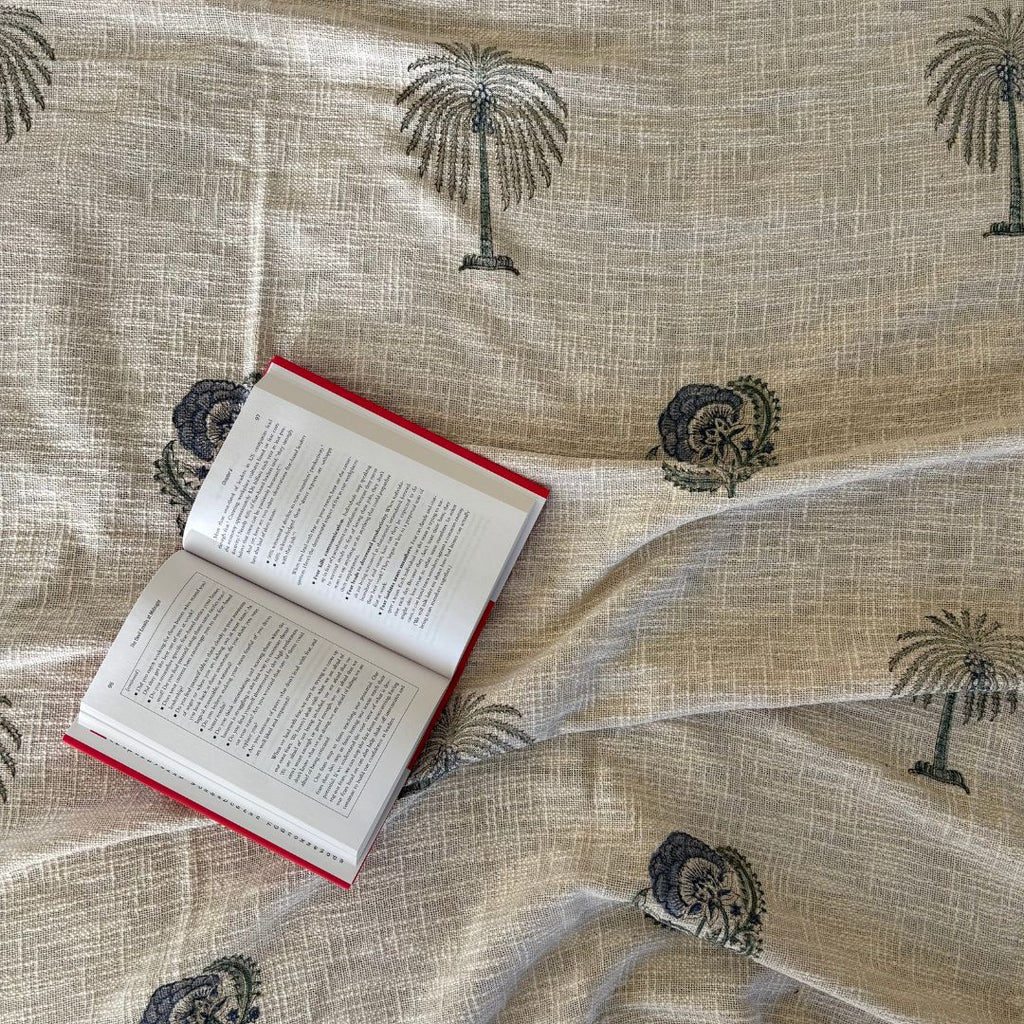 Handcrafted Block Printed Cotton Bed Cover – King Size (275 x 275 cm) | With 2 Pillow Covers
