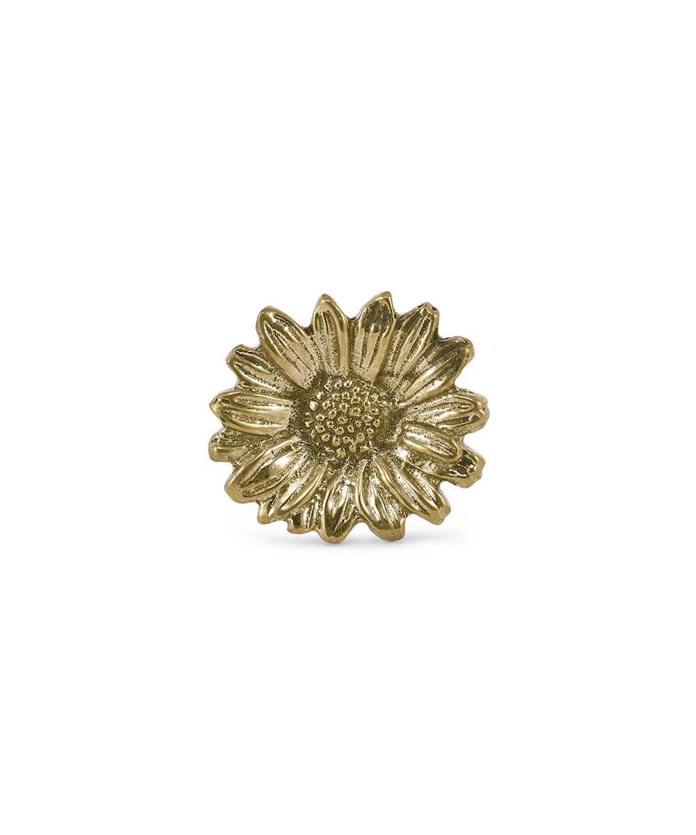 Breezy Daisy Knob