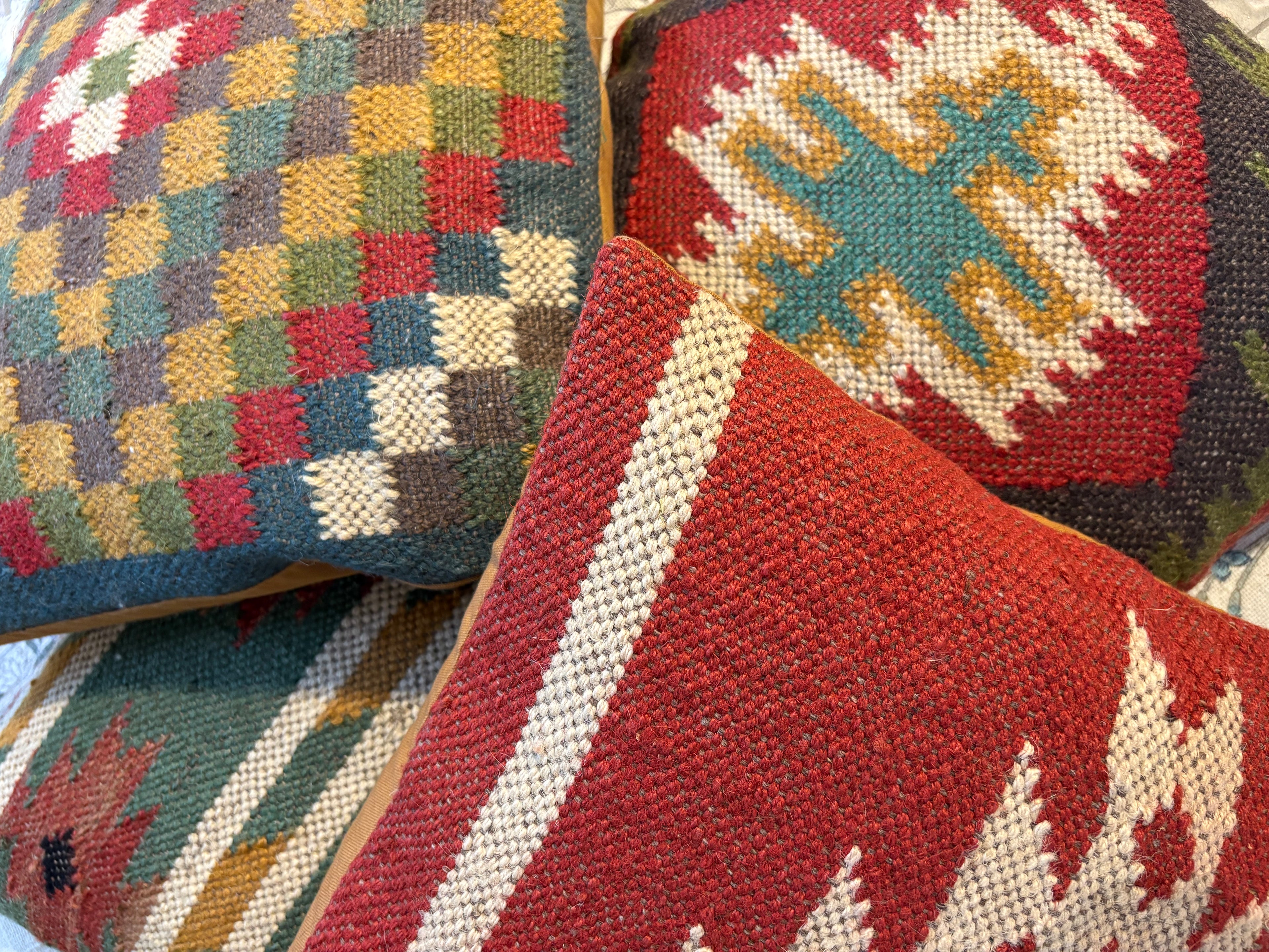 Handwoven Jute Cushion Cover - Edinburgh Kilim