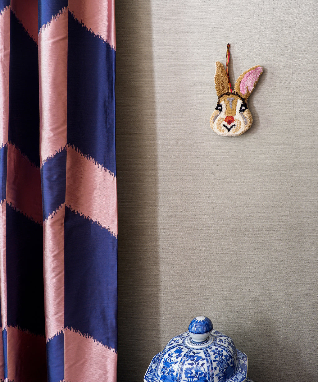 Betty Bunny Gift Hanger