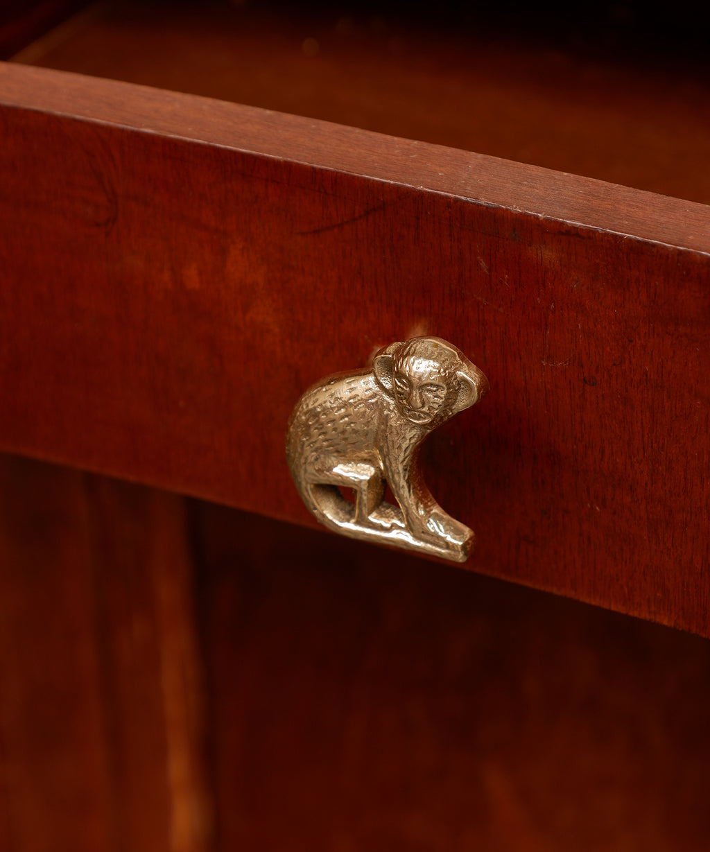 Peppin Monkey Knob Left