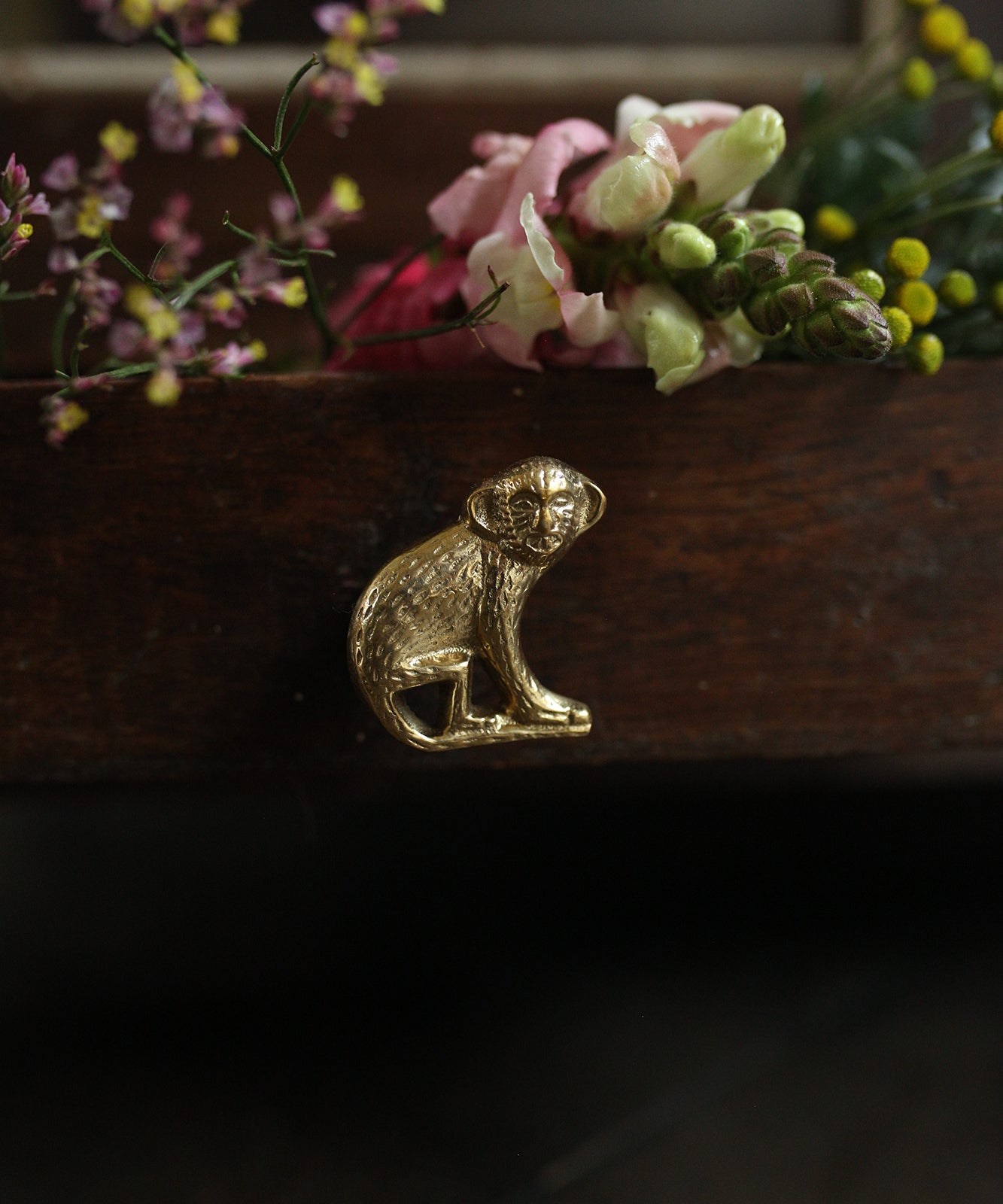 Peppin Monkey Knob Left